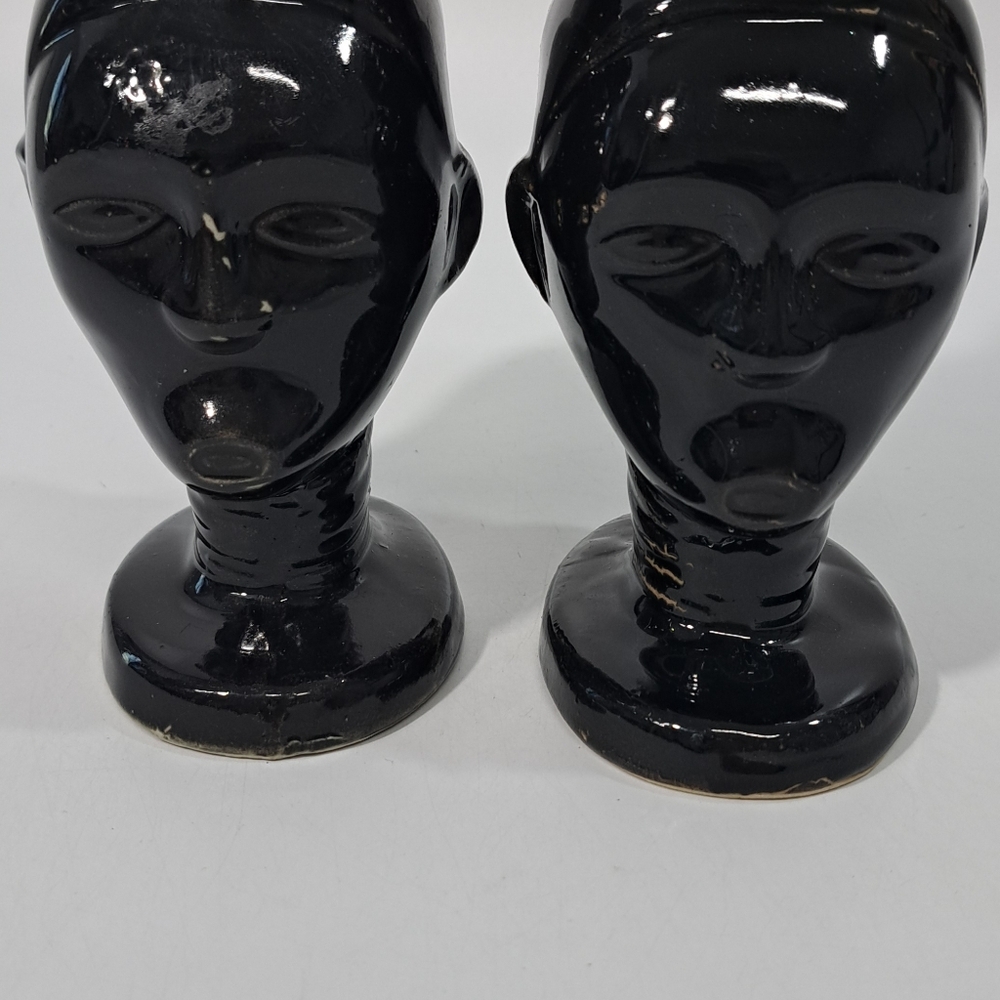 Vintage 1963 Trader Vics Grog Tiki Mugs Set Of 2  6" Tall, Black